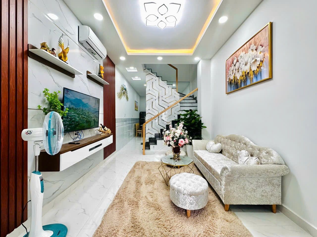 Chủ Ngộp Bán Nhà Gò Vấp 44m2, 3.97 tỷ, Quang Trung, Hẻm 3.5met, Cách MT 15met..