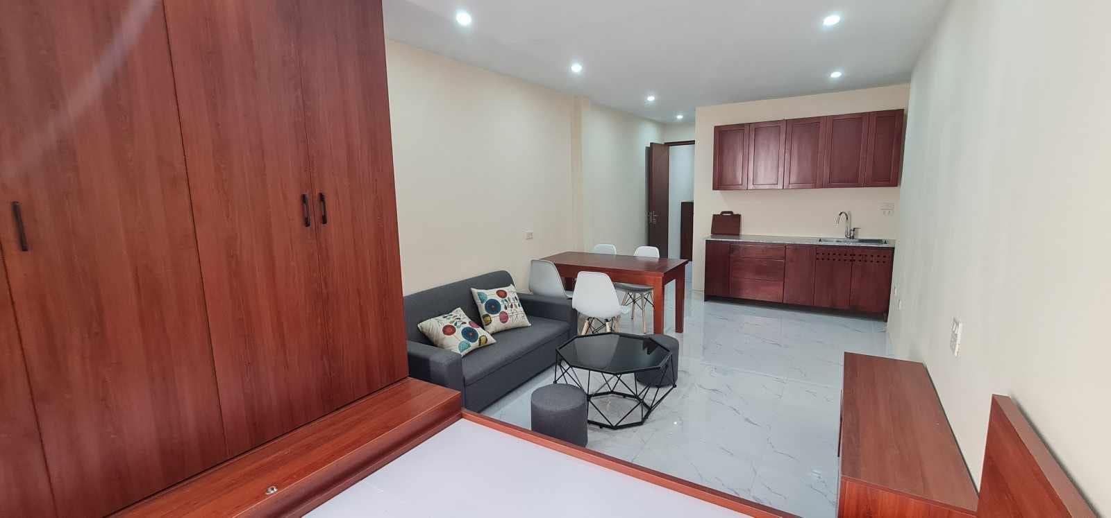 CCMN CẦU GIẤY, 7 TỶ, 50M2, 6 TẦNG THANG MÁY, 5 PHÒNG, DÒNG TIỀN 420TR (Ảnh thật).