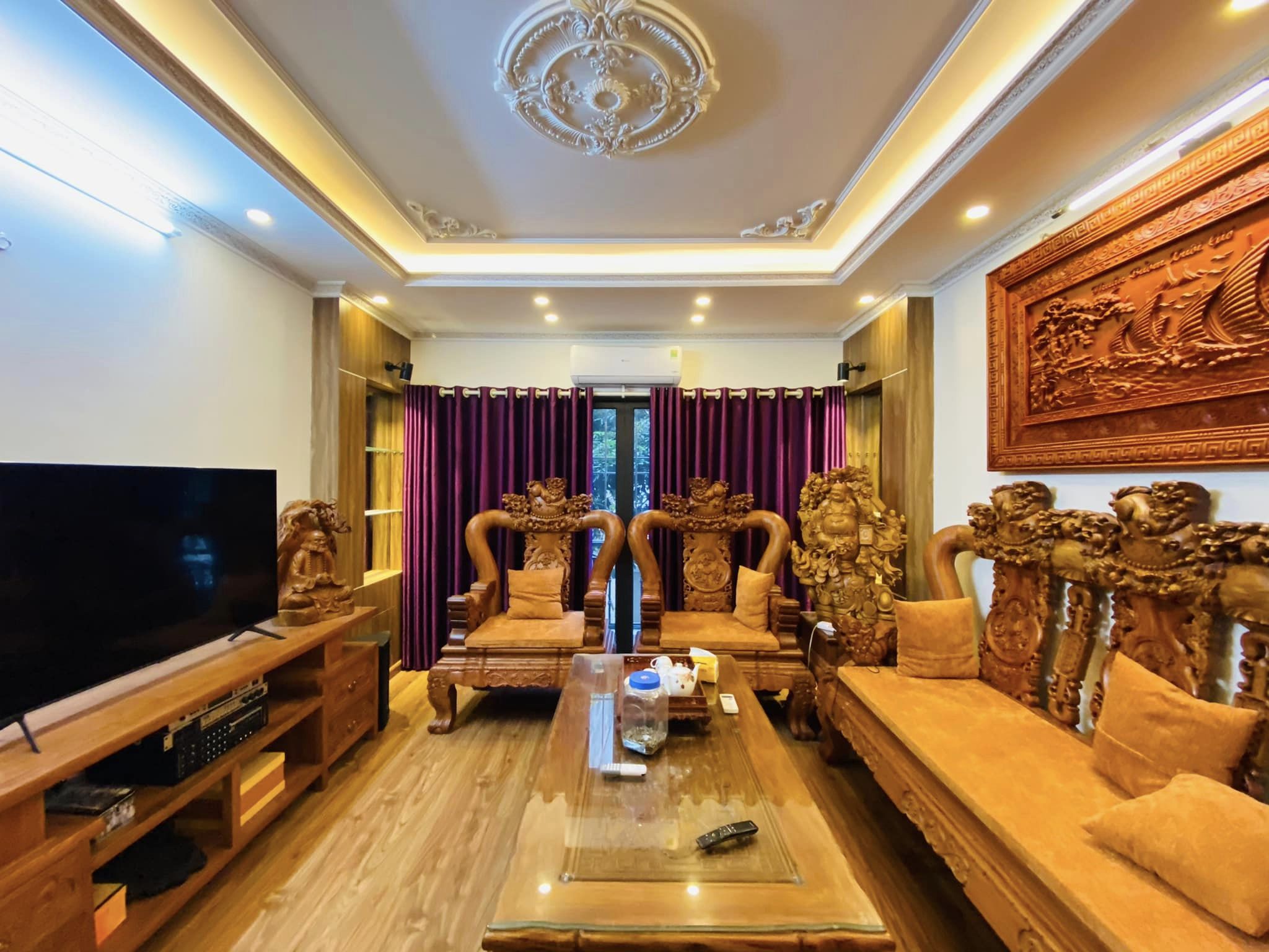 GẤP, RẺ, QUÁ ĐẸP, nhà mới Cầu Giấy, 41m*6 tầng, Ô TÔ, FULL nội thất, 6.2 tỷ có THƯƠNG LƯỢNG