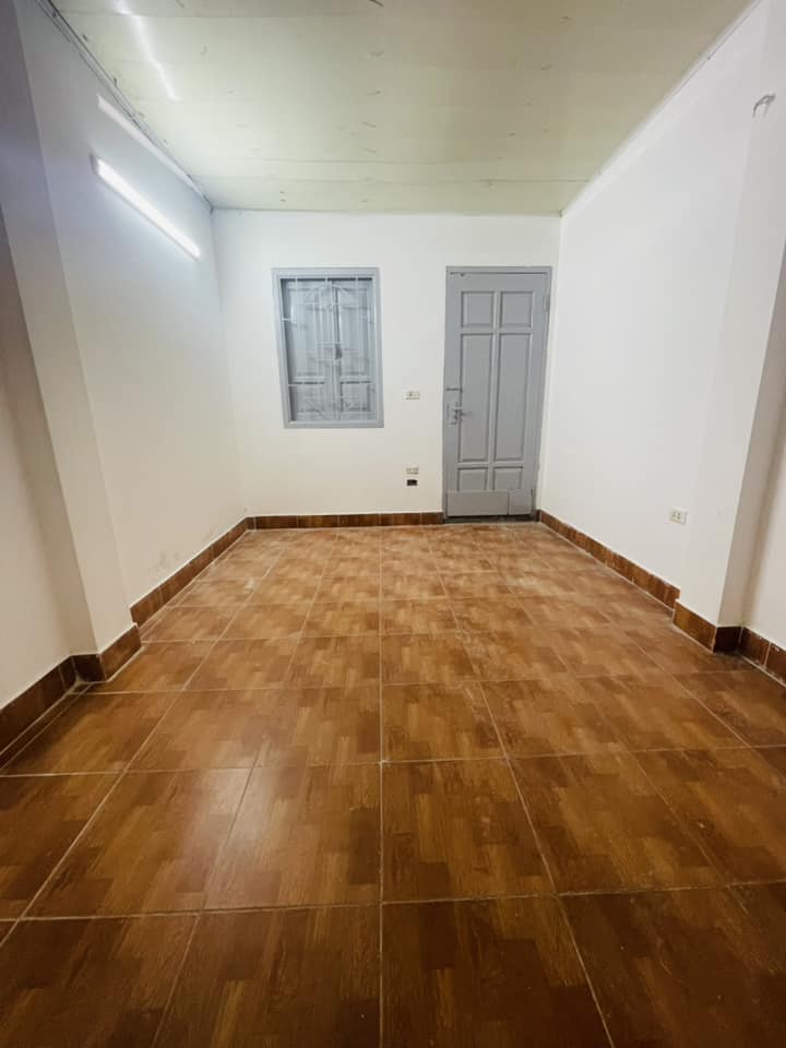 BÁN NHÀ NGÕ 1277 GIẢI PHÓNG 46M2 x 3T x MT 6M 3.8 TỶ - Ô TÔ ĐỖ CỬA