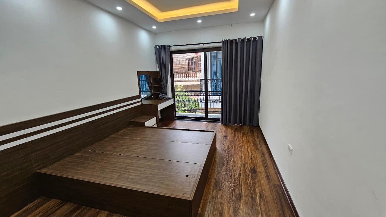 BÁN NHÀ MẶT NGÕ Ô TÔ KD TRƯƠNG ĐỊNH - 58M, 5T, 6 NGỦ, Ở LUÔN - GIÁ 7.1 TỶ.