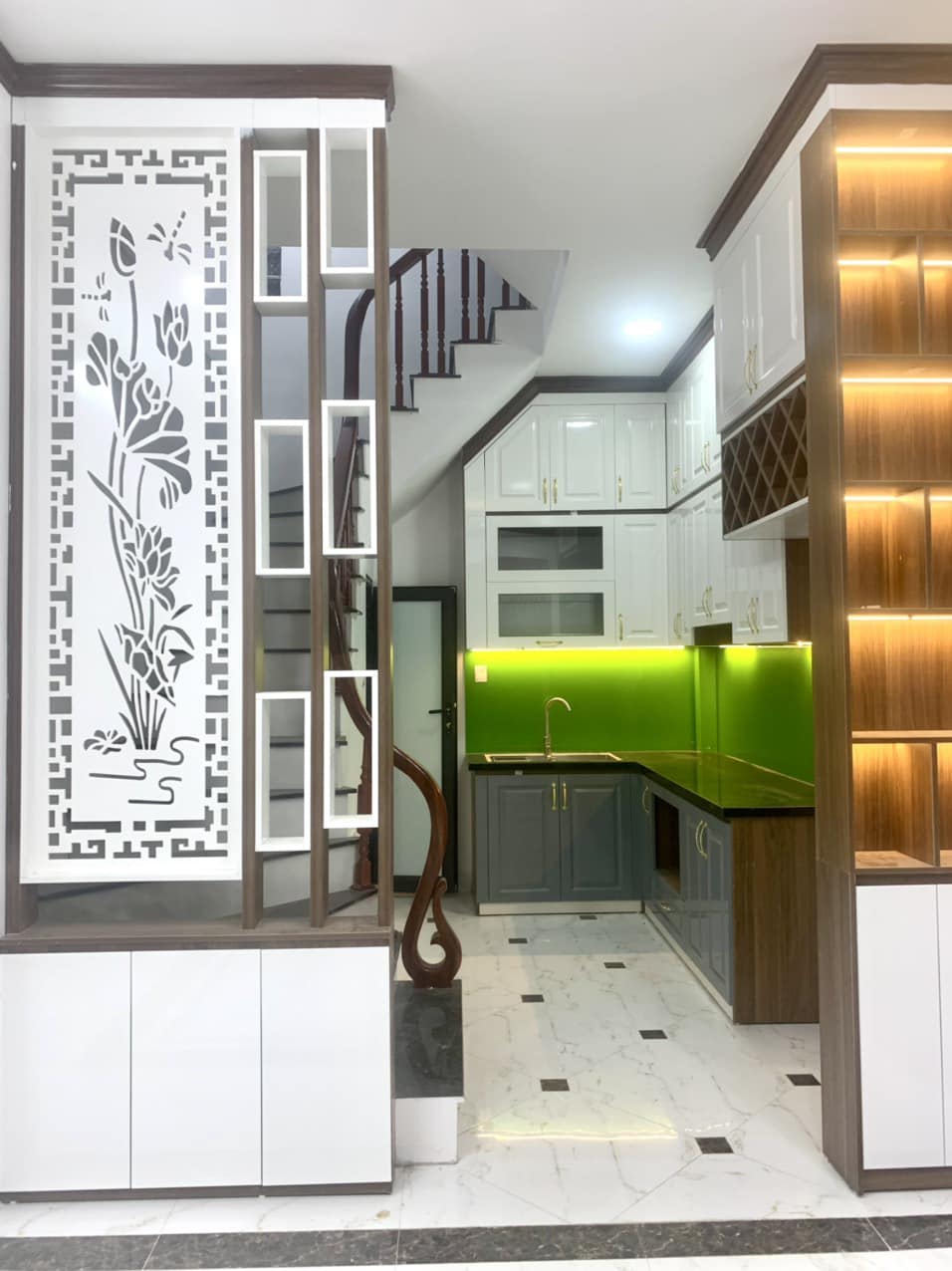 BÁN NHÀ ĐẸP 5T x 38M2 - NỘI THẤT ĐẸP - NGÕ RỘNG VÀ RẤT GẦN MẶT PHỐ BẠCH MAI