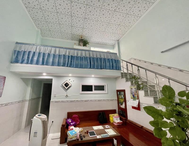 NHÀ KIỆT SÁT BIỂN NGUYỄN VĂN THOẠI NHỈNH 2 TỶ HIẾM CÓ CHO VỢ CHỒNG TRẺ.