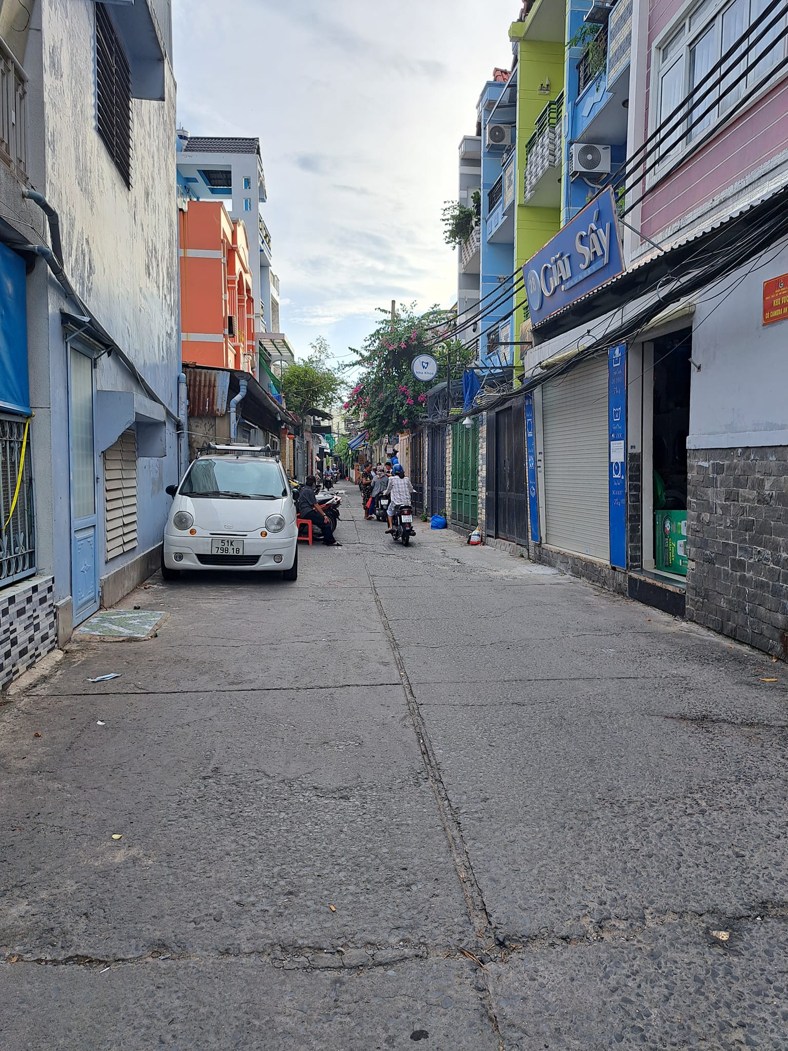 --Bán nhà mới đẹp Lưu Hữu Phước P15 Q8 2 tầng 2PN HXH Giá: 2.95 tỷ.