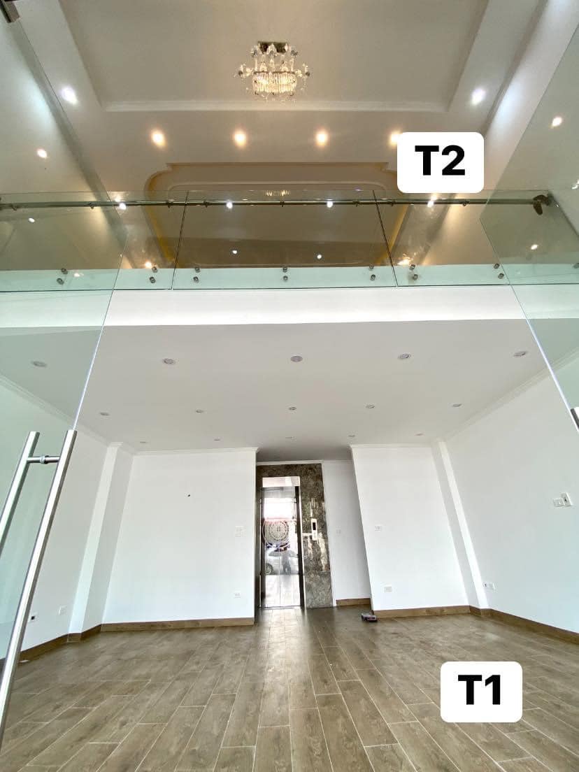 SIÊU HIẾM ÂU CƠ, GARA Ô TÔ TRÁNH, THANG MÁY XỊN, KINH DOANH 10.3 TỶ.