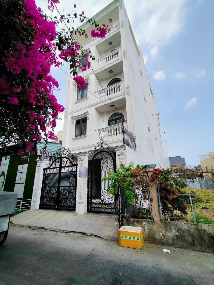 Bán nhà hẻm thông 6m đường Gò Dầu ngay gần Tân Sơn Nhì,DT:6.2x18m đúc 4 lầu giá 14.5 tỷ.