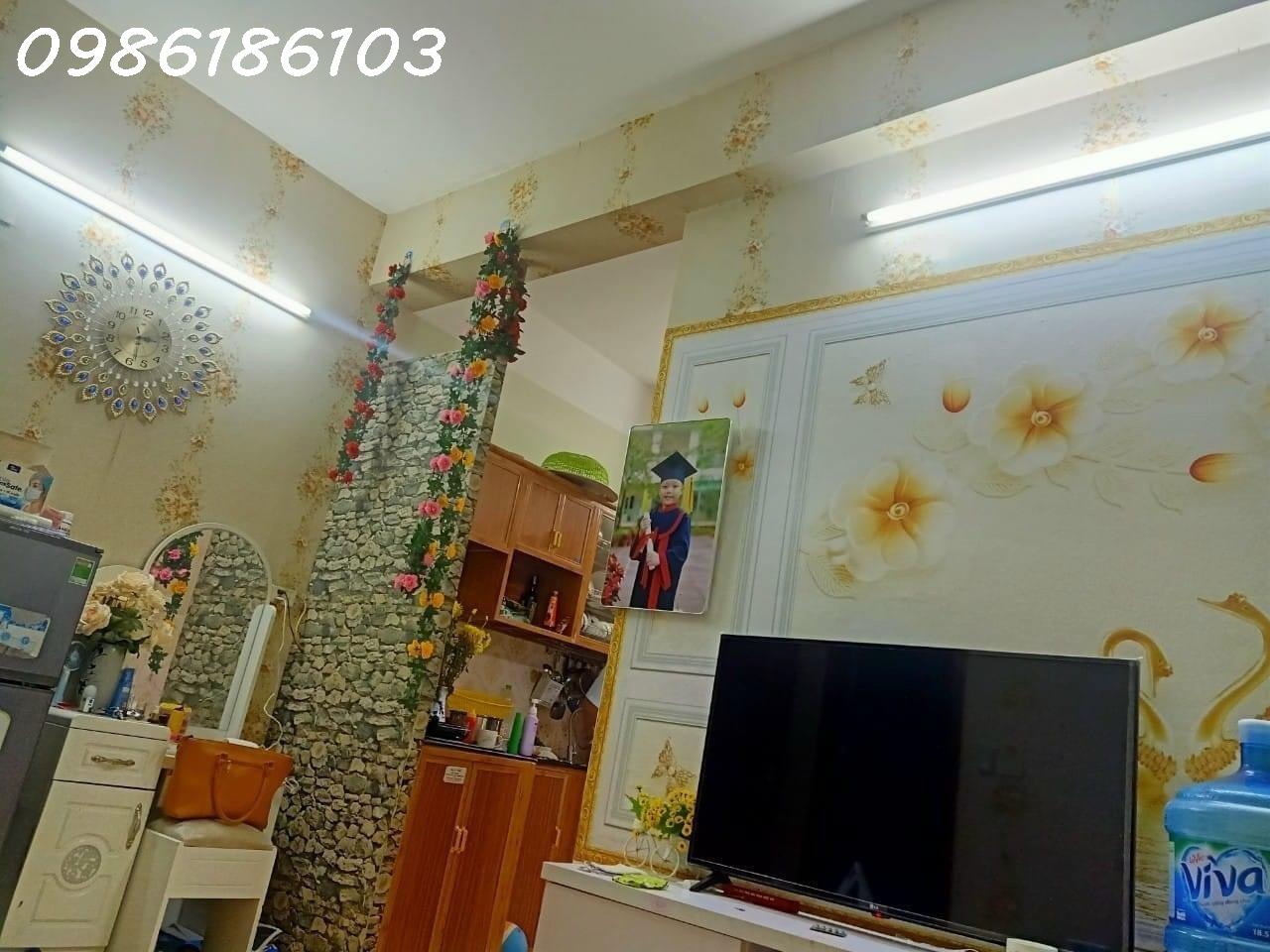 Chính chủ gửi bán căn hộ nội thất đẹp tại KDT Kim Văn Kim Lũ.