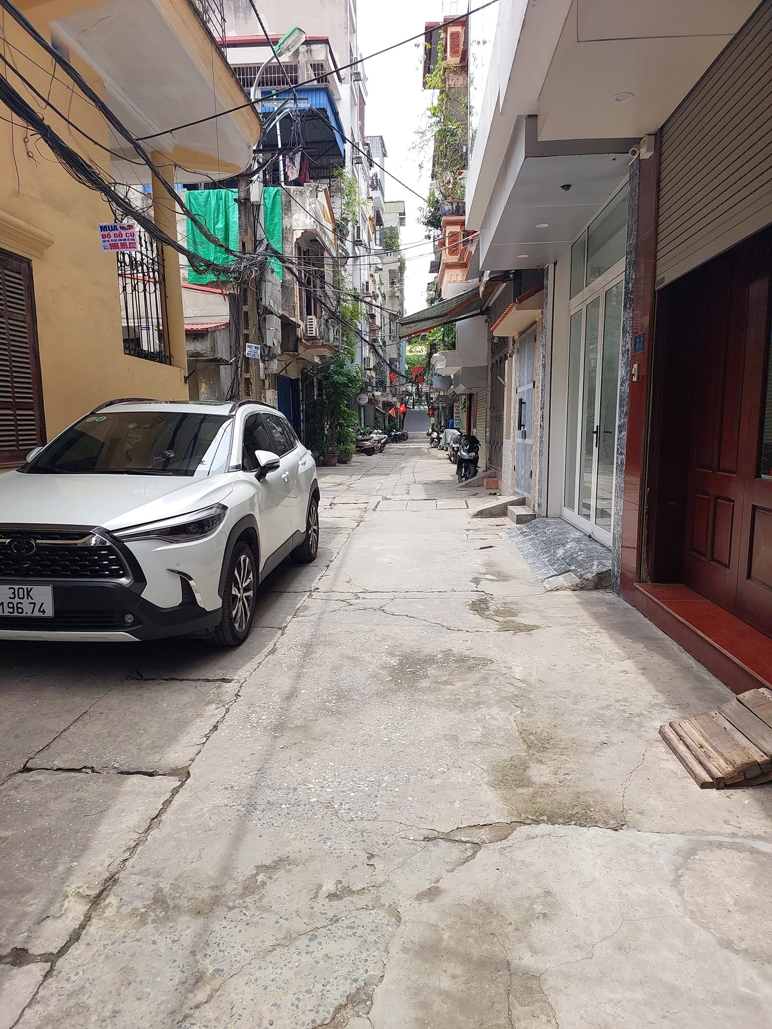 Bán Nhà Quận Tây Hồ, Ô TÔ VÀO NHÀ, Lô Góc, 2 Thoáng 65m 5 tỷ 8.