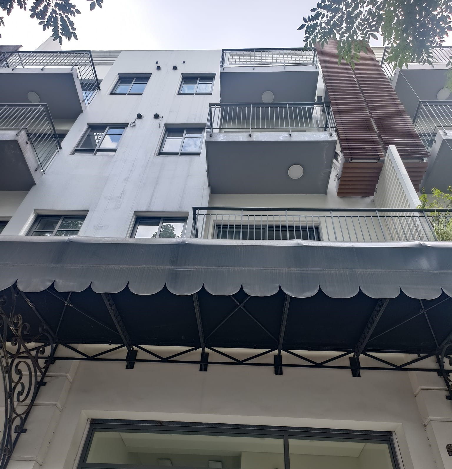 Bán Liền kề Đại lộ Chu Văn An (shophouse) 75m2 giá 23.7 tỷ.