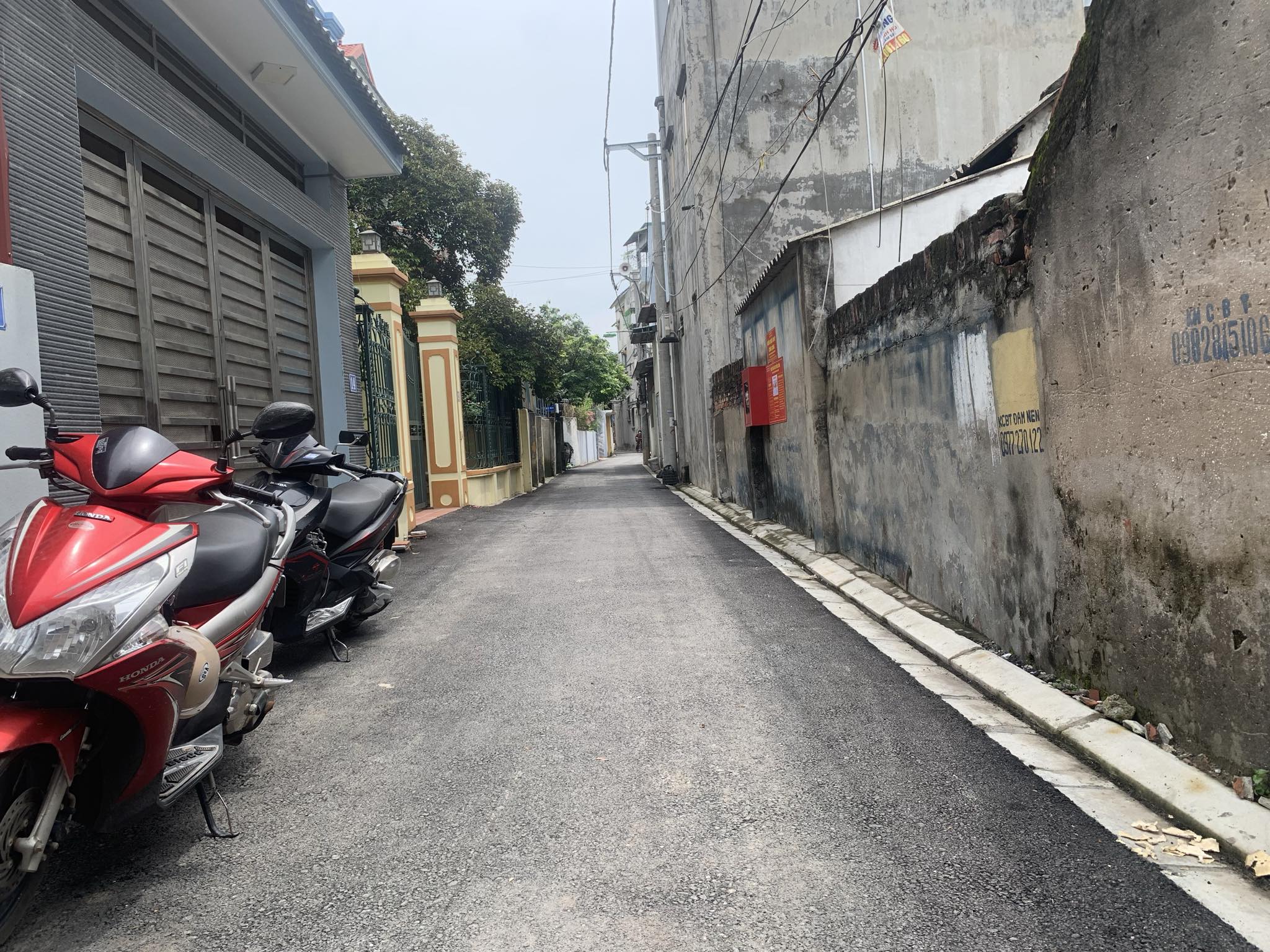 Bán nhanh 40m2 đất Trâu Quỳ đường oto trải nhựa giá 2.x tỷ.