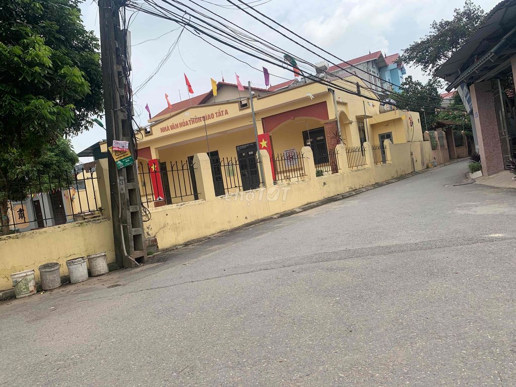 Bán 42m2 đất Giao Tất A,Kim Sơn giá nhỉnh 1 tỷ.