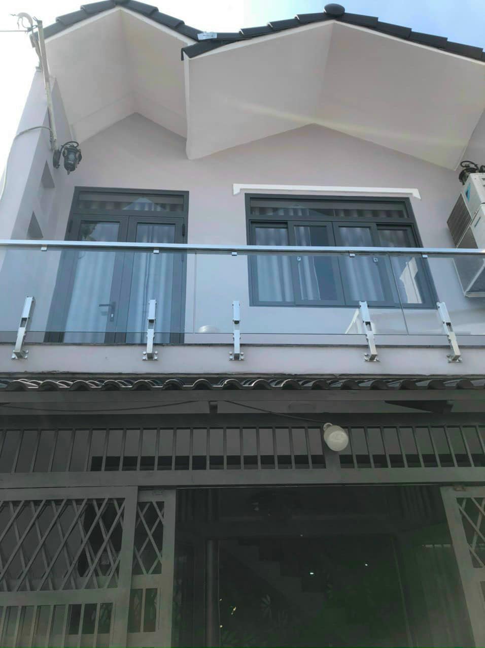 BÁN NHÀ GÒ VẤP 2 TẦNG ĐÚC 46M2 - HXH - NỘI THẤT ĐẸP - NGANG 5M - GIÁ CHỈ 4.75 TỶ.