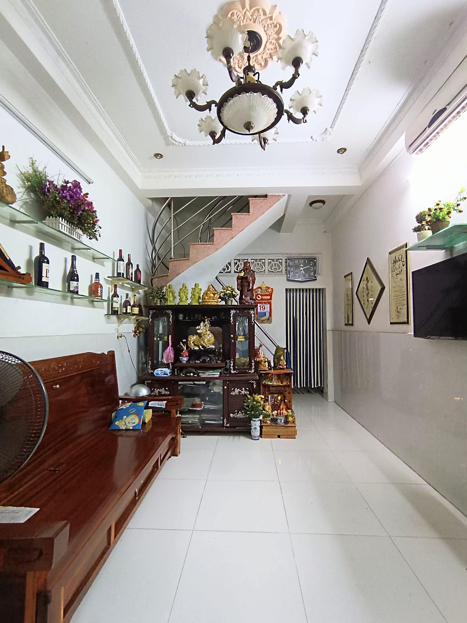 HIẾM !!! NHỈNH 3 TỶ CÓ NGAY NHÀ GÒ VẤP - DT LỚN 41M2 - XE HƠI TẤN CỬA.