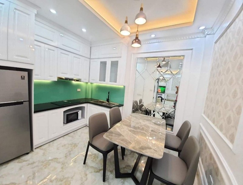 Nhà Quận 10, hẻm xe hơi, 48m2,9,5 TỶ giảm sâu nhính 6,5 TỶ.