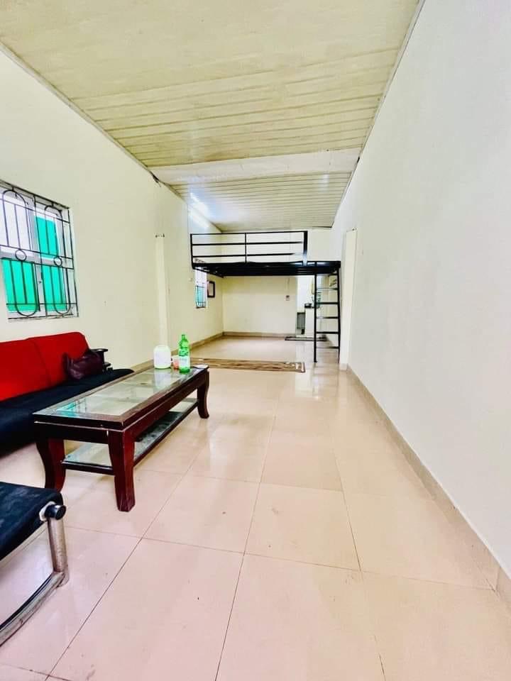 Nhà C4 An Đào giáp Vin 3 mặt thoáng 53m2 giá 3.3 tỷ.