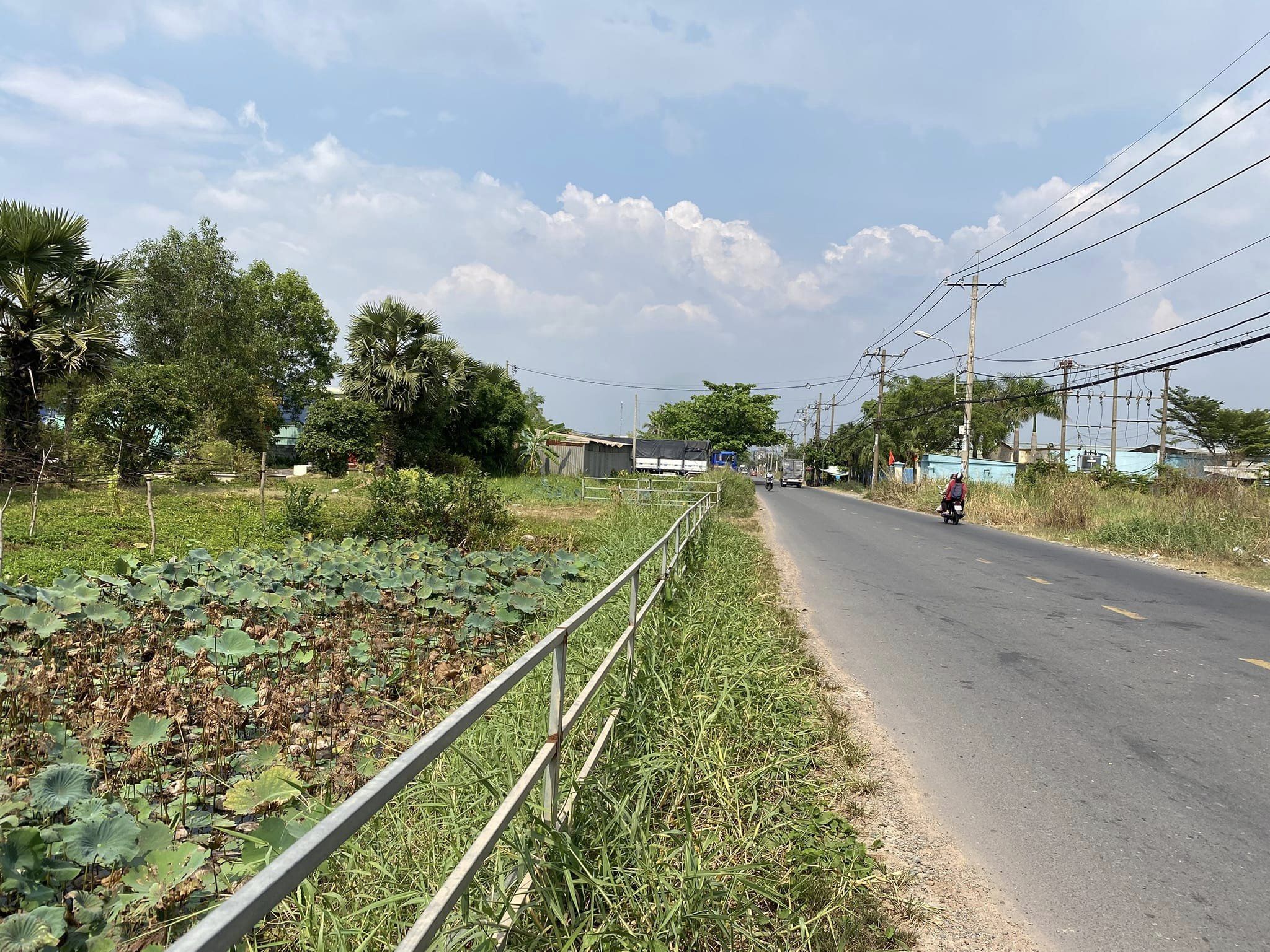 CẦN BÁN Gấp Đất Lô Góc 2 MT Nguyễn Xiển P- Long Thạnh Mỹ Q9 6500m2 Chỉ 195 Tỷ.