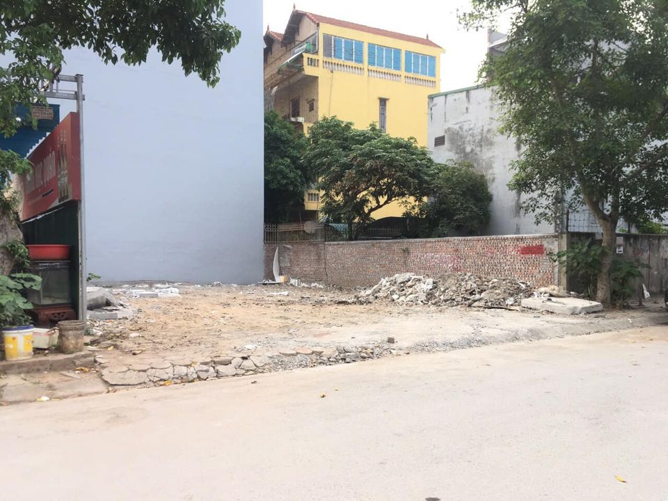 Đất Kinh Doanh khu 31Ha Trâu Quỳ giá nhỉnh 8 tỷ.