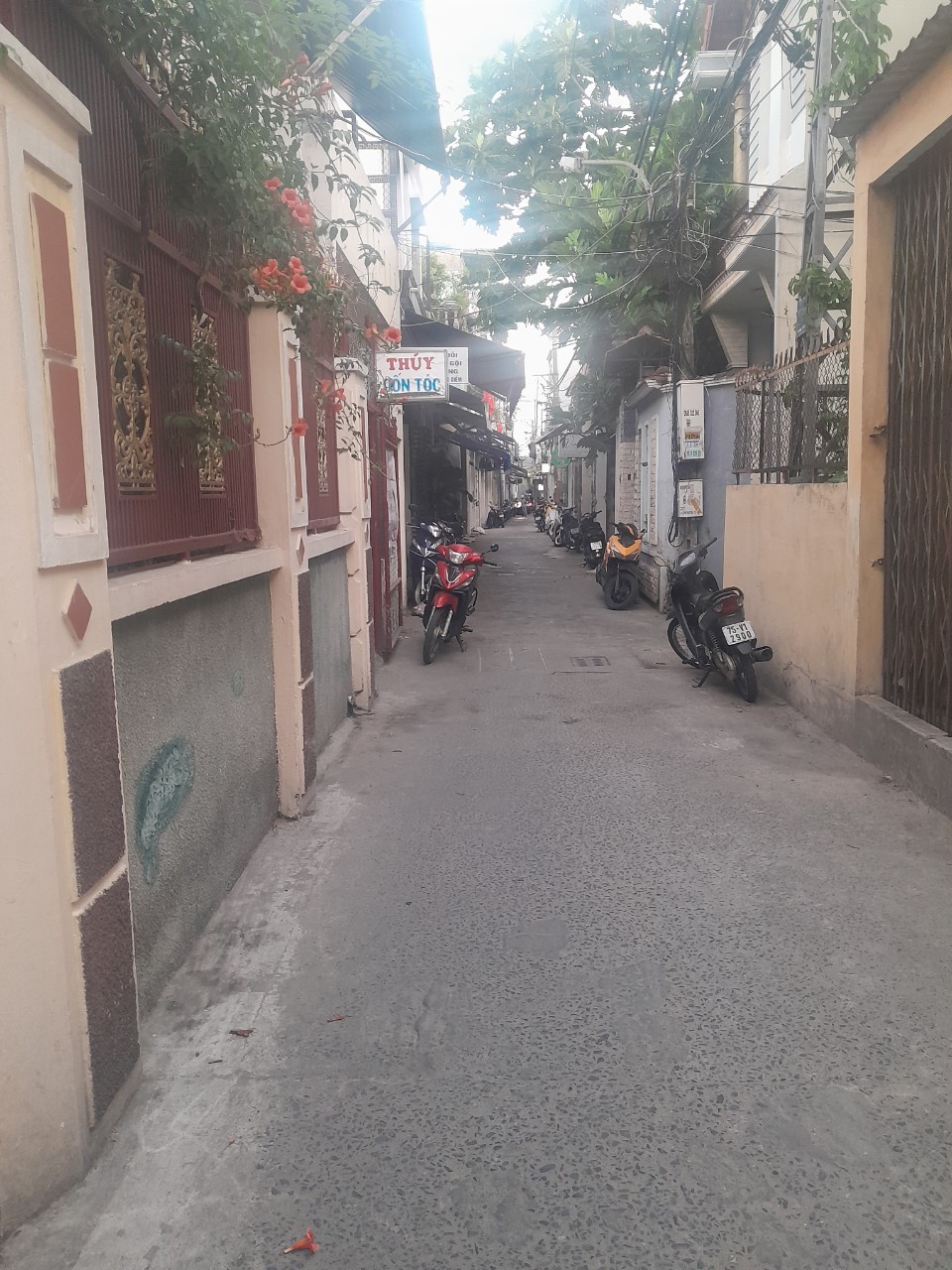 Sở hưu ngay căn nhà siêu đẹp 4 tầng ở ngay trung tâm Hải châu, Đà Nẵng, DT: 80m2, chỉ 4.5 Tỷ.