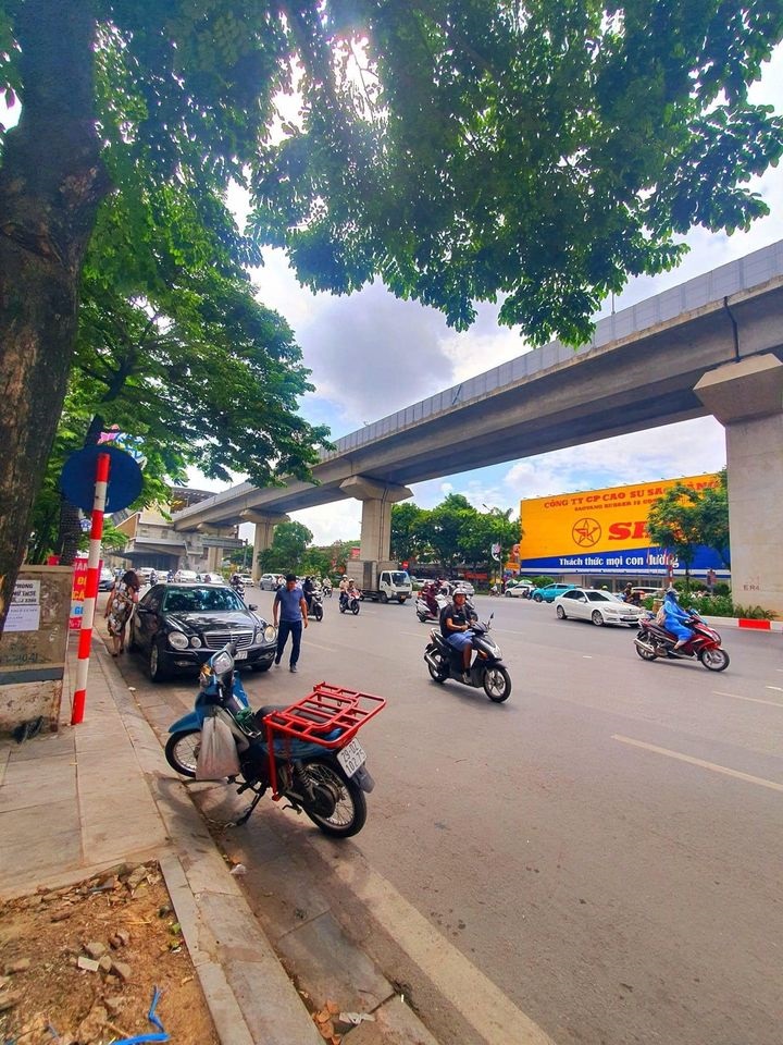 Bán đất Ngã Tư Sở, Nguyễn Trãi xây CCMN đẹp, 80m2, lô góc, ô tô, nhỉnh 10 tỷ