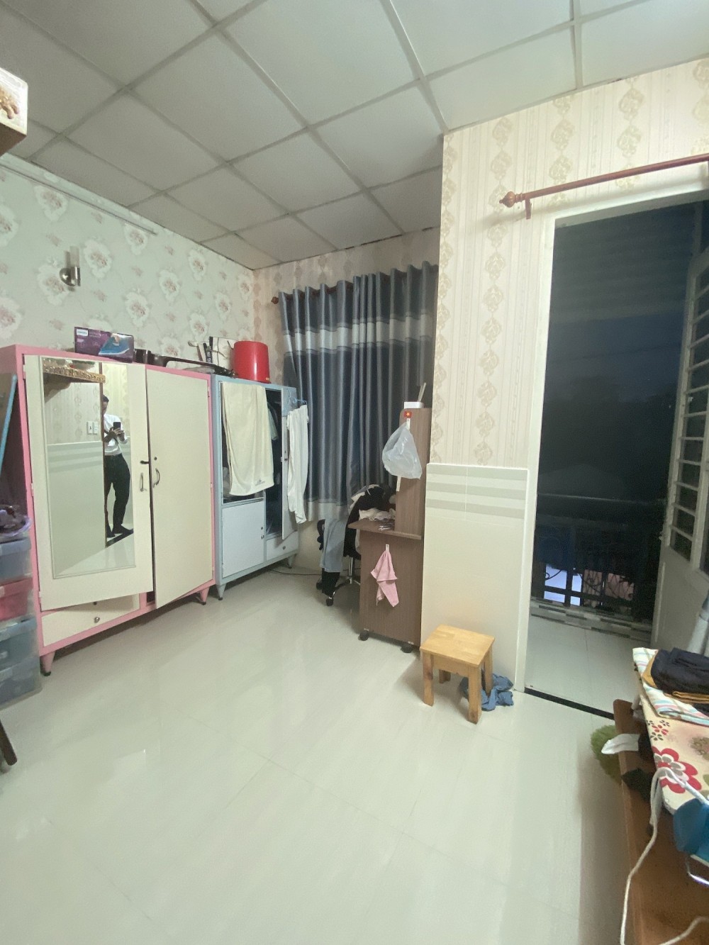 Bán nhà hẻm ô tô Hồng Lạc, Tân Bình, gần 40m2, 4PN, chỉ 3 tỷ X.