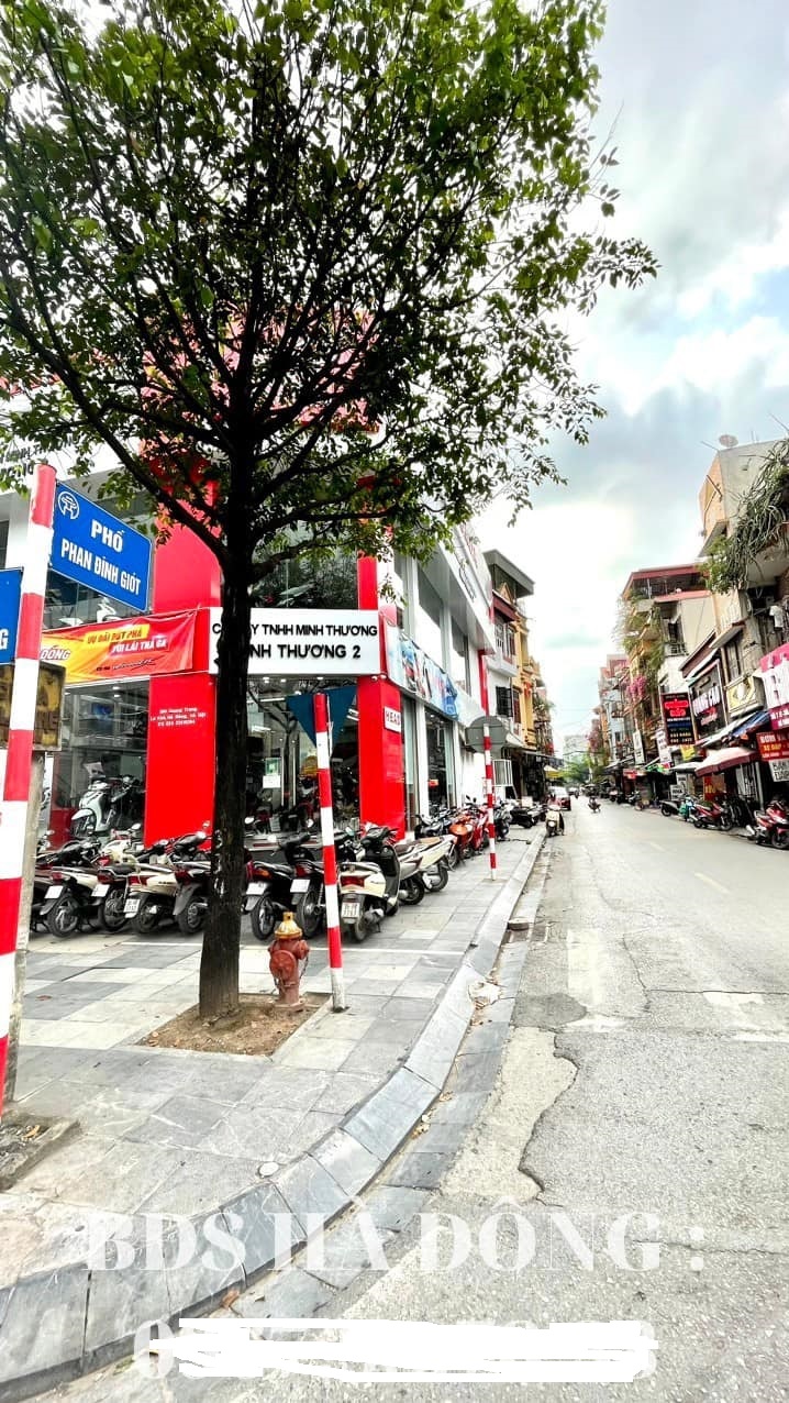 Bán gấp nhà 2 tầng 62m2 phố Phan Đình Giót, Hà Đông, ô tô vào nhà giá 4 tỷ