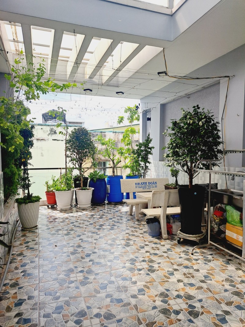 Bán nhà HXH gần Ba Tháng Hai, Quận 10, 4x14, rất đẹp, chỉ 8 tỷ nhỉnh.