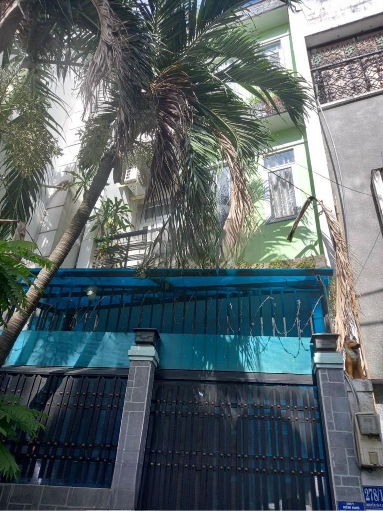 Hẻm Ô Tô Thẳng 1 Trục Sát Mặt Tiền Phạm Văn Đồng, 50m2, 4Tấm - 6,5 tỷ.