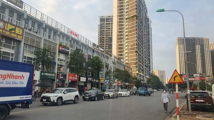 Gia đình tôi bán nhà Mỗ Lao, Hà Đông, 52m2, 4 tầng, 2 thoáng nhỉnh 5 tỷ.