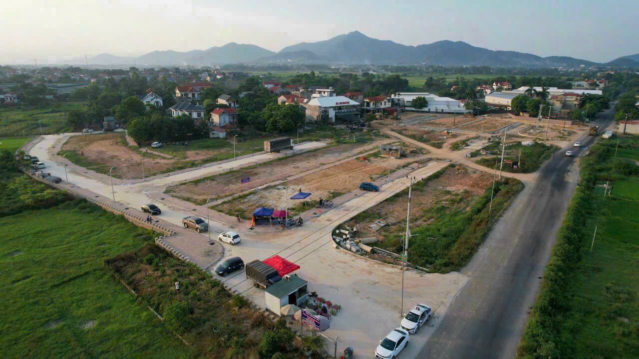 Bán lô ĐẤU GIÁ HIỀN LƯƠNG - HIỀN NINH - SÓC SƠN - HÀ NỘI. Lô 50-54 chủ trúng đấu giá chênh nhẹ chỉ hơn 9tr/m.