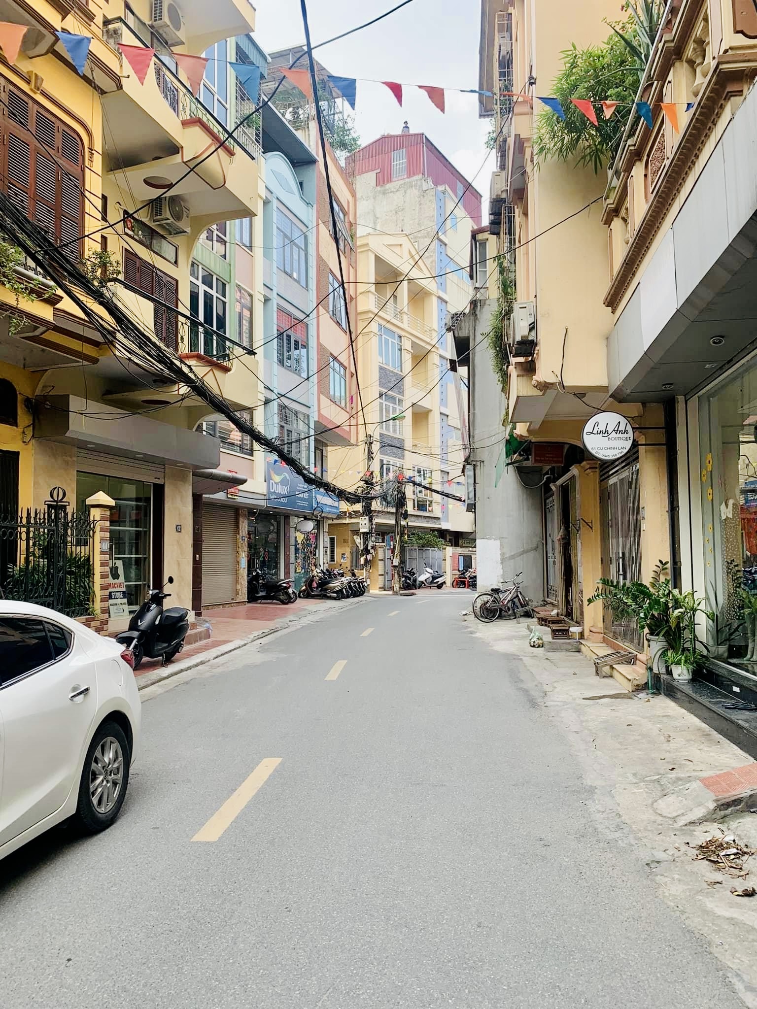 SIÊU PHẨM MẶT PHỐ CÙ CHÍNH LAN QUẬN THANH XUÂN - 35M 4 TẦNG MT 3.5M - CHỈ NHỈNH 7 TỶ MẶT PHỐ KINH DOANH SẦM UẤT