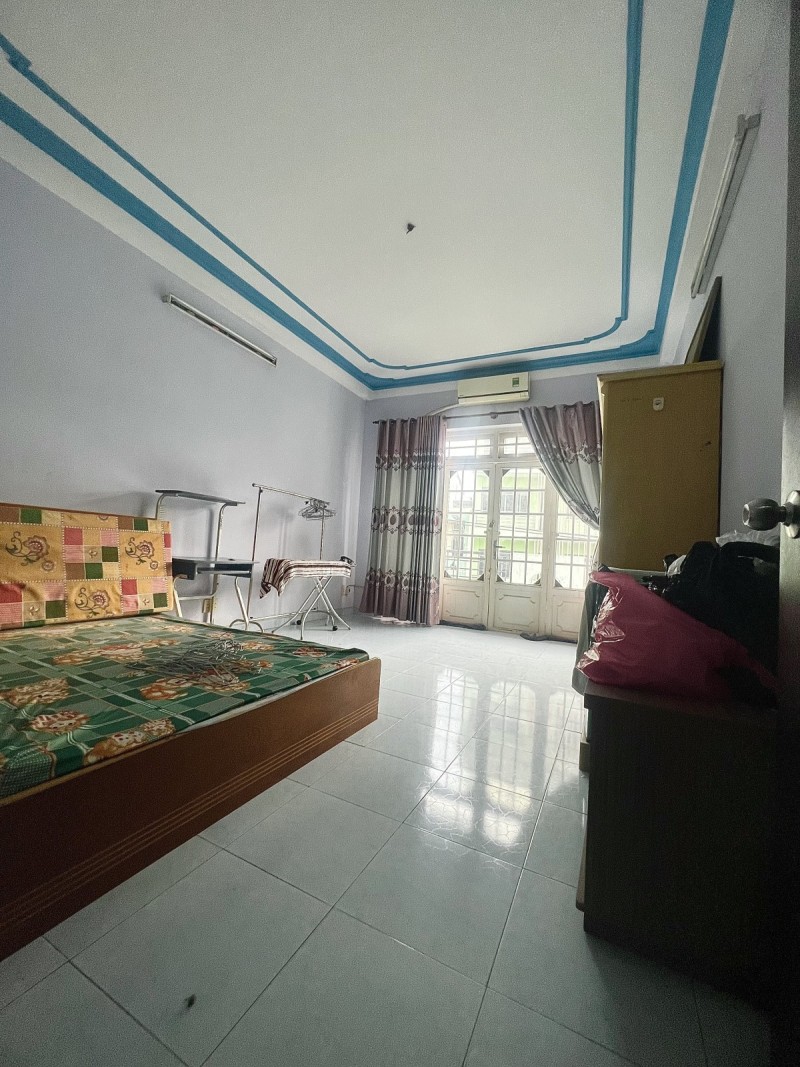 Bán nhà hẻm xe tải Đất Thánh, Tân Bình, 4x17.5, cực ngon, chỉ 8 tỷ nhỉnh.