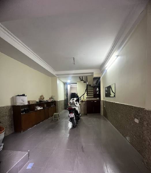 LÊ VĂN LƯƠNG - NHÀ ĐẸP DÂN XÂY - GẦN PHỐ, GẦN Ô TÔ* Nhà 5T x 46M, MT 4m. Giá chào: 6.6 TỶ.