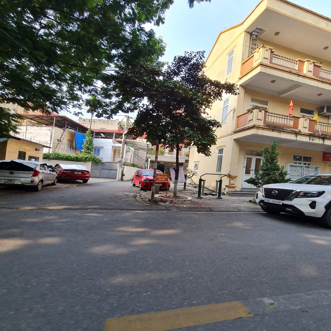 60m2 đất Kiêu Kỵ, Gia Lâm, Hà Nội. Đường vỉa hè 8m thông. Kinh doanh tốt..