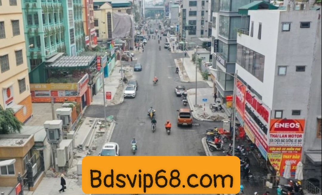 Cần bán nhà đẹp, siêu phẩm vị trí, ngay gần ngã ba Quan Nhân, Vũ Trọng Phụng giá 6.1 tỷ.