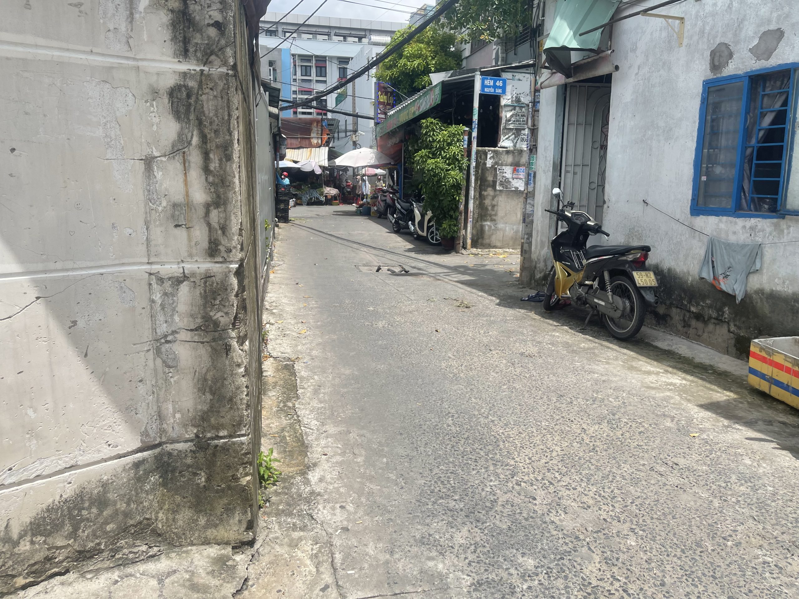 BÁN NHÀ HẺM XE HƠI ĐƯỜNG LƯU CHÍ HIẾU .TÂY THẠNH. TÂN PHÚ.30M2. 3TẦNG.GIÁ RẺ.