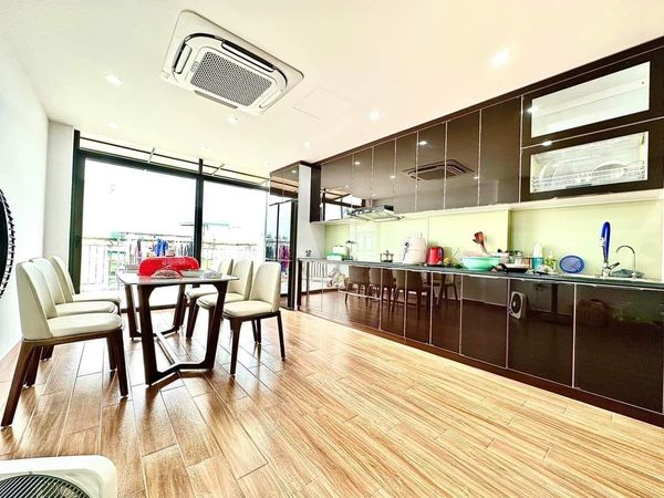 BÁN GẤP NHÀ ĐẸP CẦU GIẤY, DẦN XÂY 2 THOÁNG, NGÕ THẲNG, FULL NỘI THẤT 46M2 NHỈNH 5TỶ.