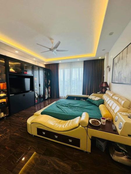 BÁN NHÀ HOÀNG QUỐC VIỆT CẦU GIẤY, NHÀ ĐẸP 2 THOÁNG, GẦN ÔTÔ TRÁNH, 39M2X6T GIÁ NHỈNH 5TỶ.