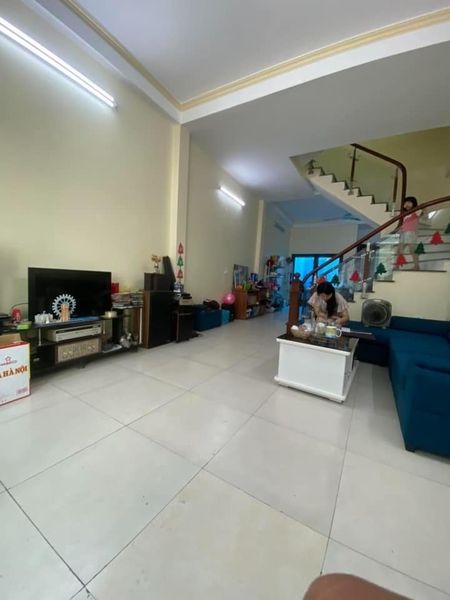 BÁN GẤP NHÀ DOÃN KẾ THIỆN CẦU GIẤY, DÂN XÂY, 2 THOÁNG, GẦN PHỐ, 86M2 GIÁ CHỈ 7 TỶ 250.