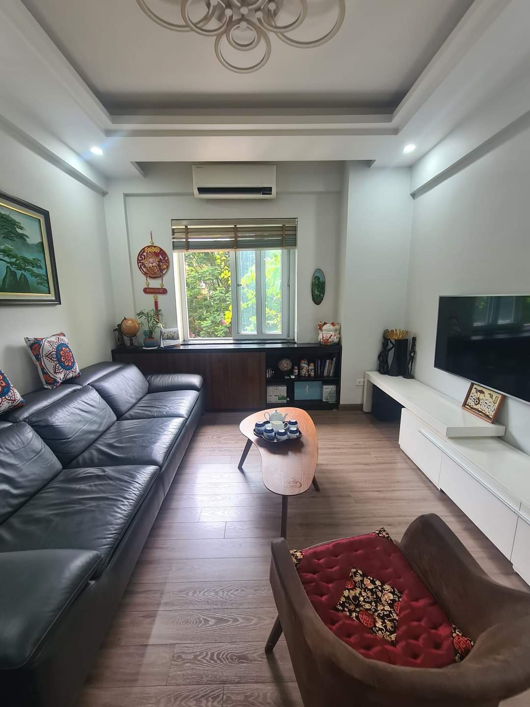 Chung cư trần quý kiên, cầu giấy 83m2 tầng 2 full đồ vhỉ 3,5 tỷ có thương lượng