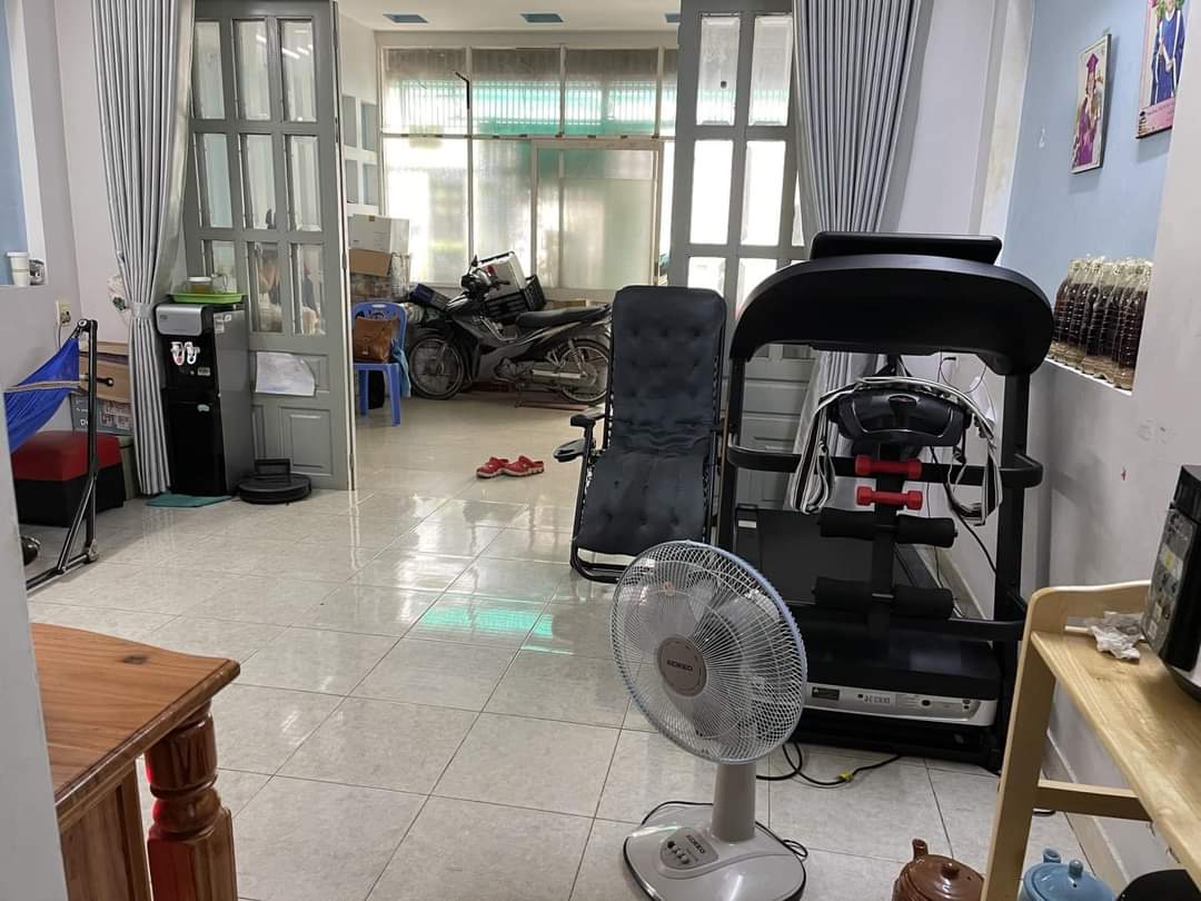 bán nhà ngang 4.5m = 65m2 Thống Nhất P.11 Gò Vấp - chỉ 3 tỷ 7 TL.