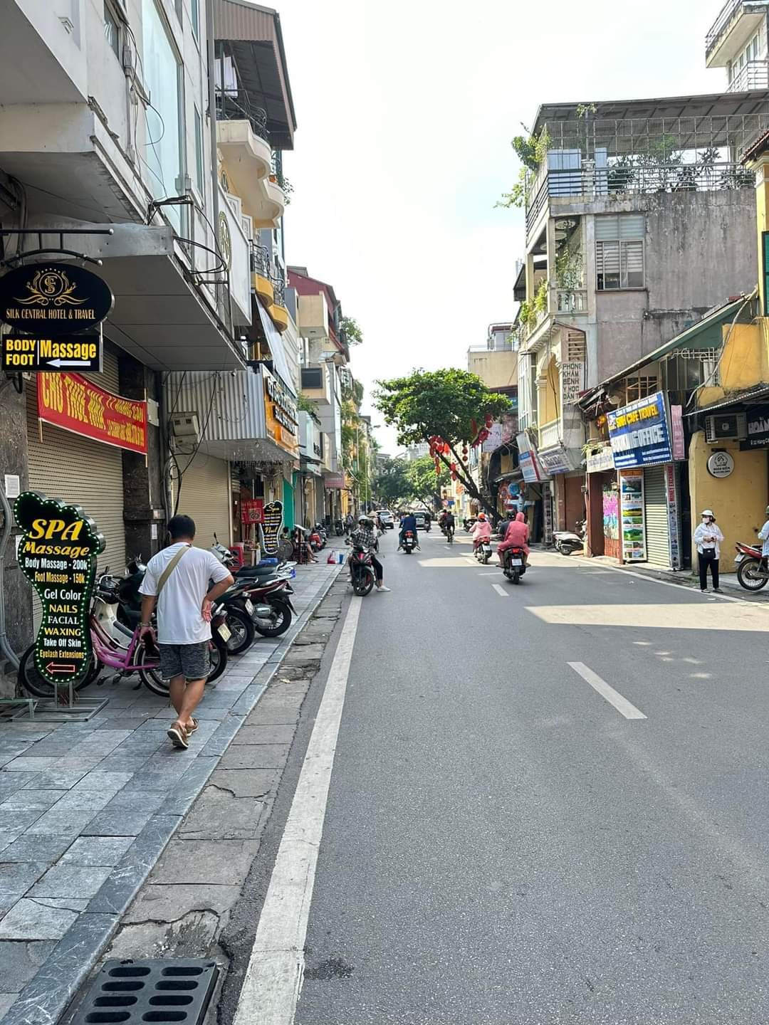 Bán Nhà Mặt Phố Quận Đống Đa Hà Nội. Phố Nguyễn Huy Quang Gần Hồ Hoàng Cầu