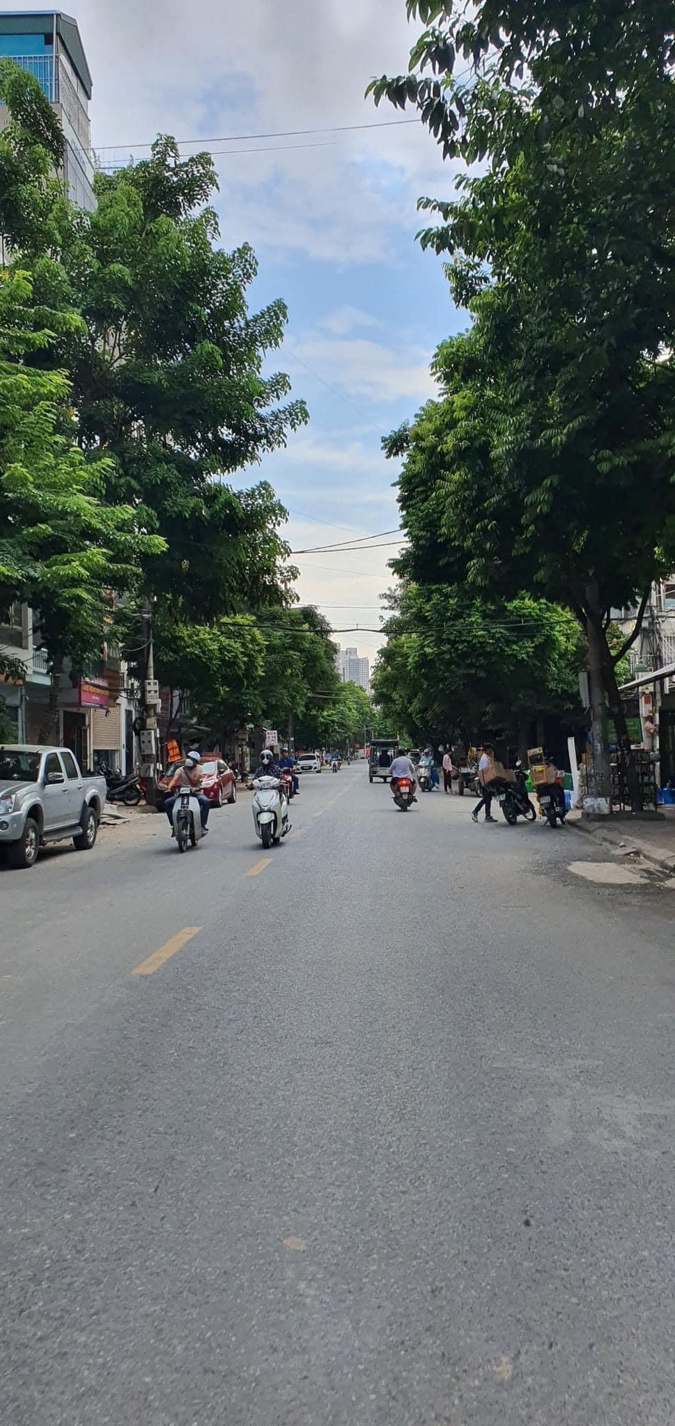 Mặt Đa Sỹ Kiến Hưng, kinh doanh, 50m, 6.88 tỷ.