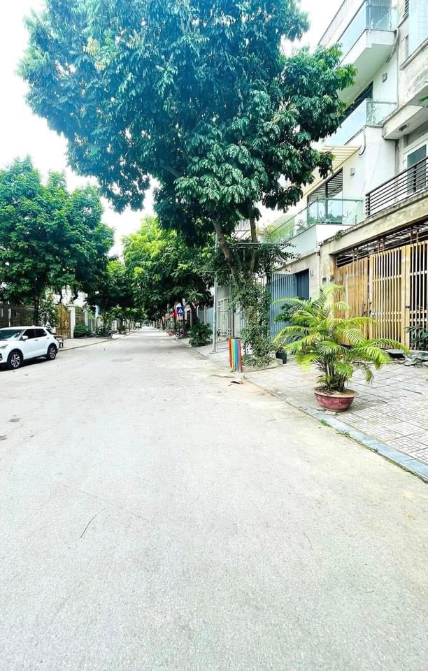 LIỀN KỀ VĂN PHÚ, FULL NỘI THẤT, THANG MÁY, 12.58 TỶ.