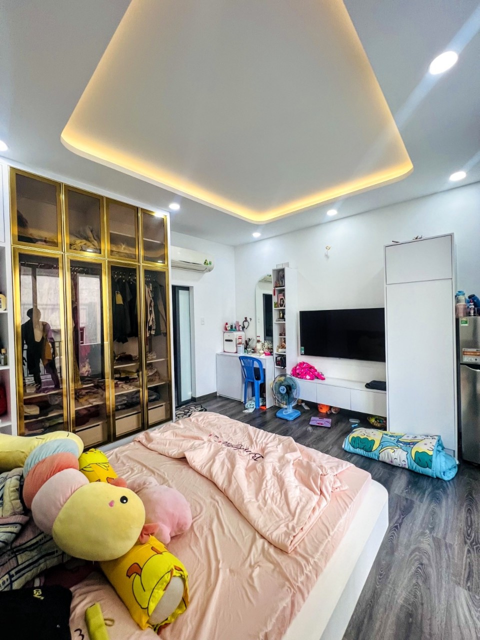 ✅BÁN NHÀ ĐẸP TÂN PHÚ NGANG KHỦNG 7M- 3 TẦNG, SÁT MẶT TIỀN NGAY CHỢ TÂN HƯƠNG CHỈ 6 TỶ HƠN