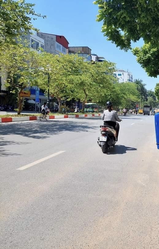 Bán nhà Mặt phố Kim Đồng, vỉa hè rộng, KD siêu đỉnh, trung tâm sầm uất, 60m2 x 6T, MT 5m, 22,8 tỷ(TL)