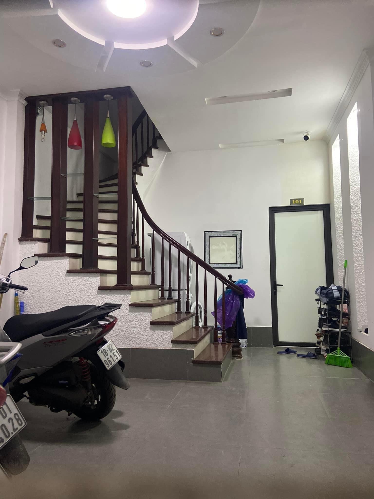 CCMN - DÒNG TIỀN TỐT - YÊN HÒA 63M2-MT 10M- 6 TẦNG 11 PHÒNG, KHU VỰC ĐÔNG DÂN CƯ.