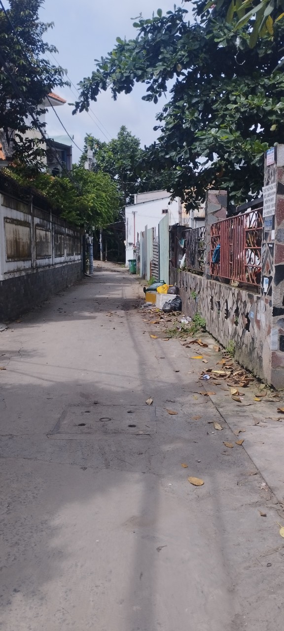 Nhà QUẬN 12 Hẻm Ba gác 30 MÉT RA HXH - NGANG 5 DÀI 20 CHỈ 3.4 TỶ CÓ THƯƠNG LƯỢNG- NGAY PHƯỜNG THẠNH XUÂN