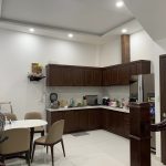  240m2 - 4