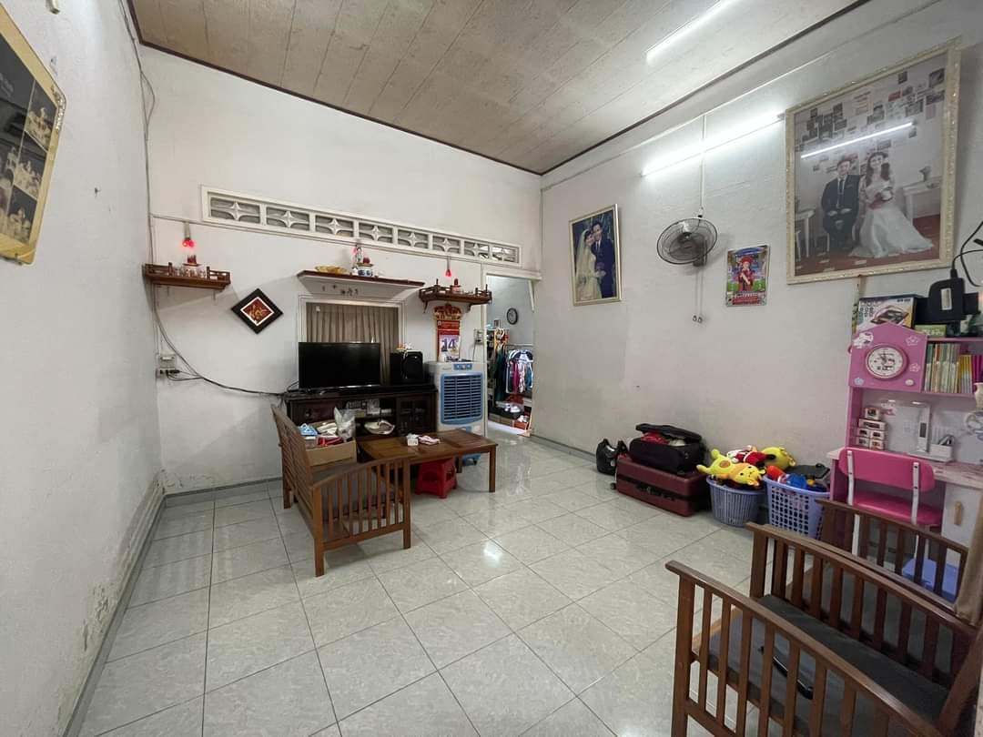 Bán Nhà Hẻm Chế Lan Viên P . Ghềnh Ráng Quy Nhơn , 55,7m2 , Gác Lỡ , Giá 2 Tỷ.