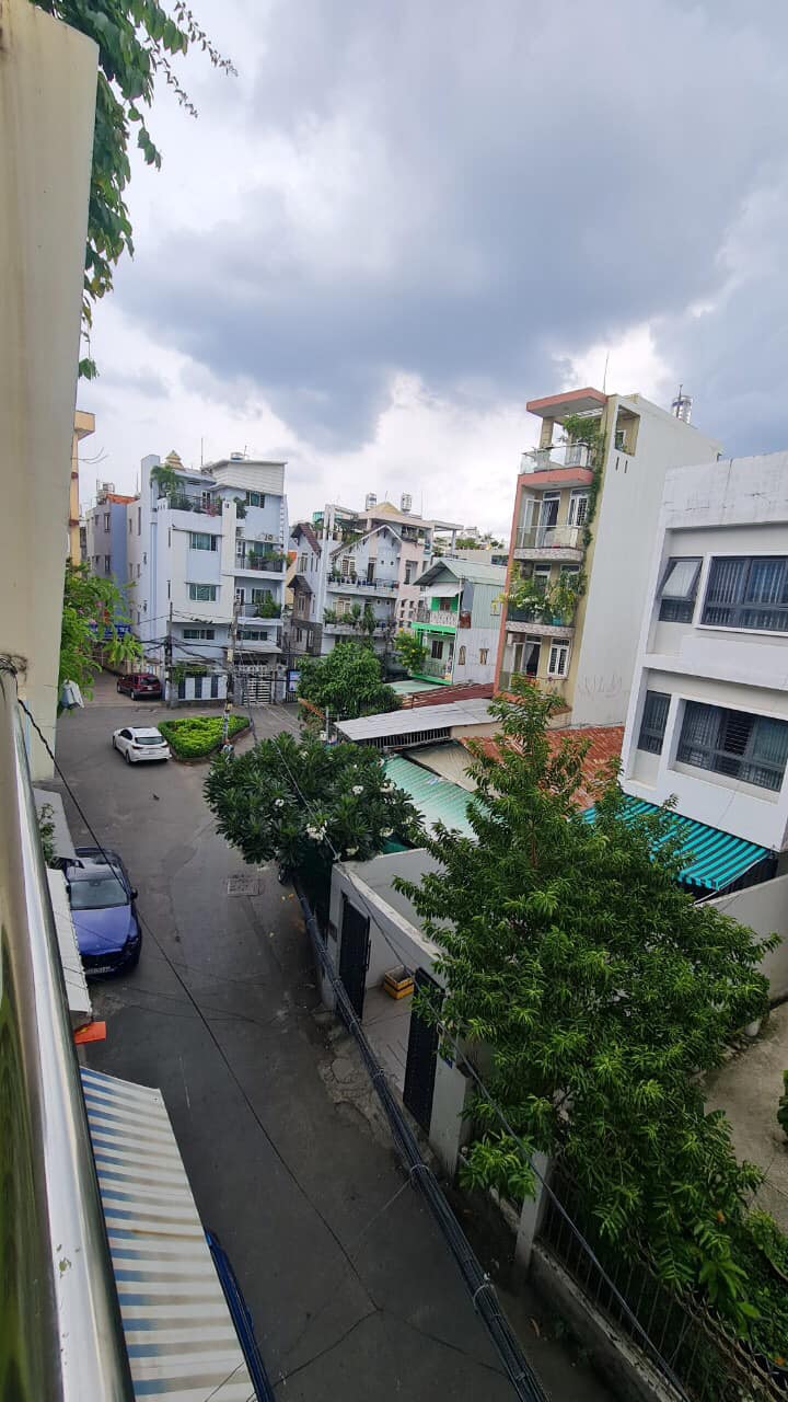 NHÀ 4 TẦNG - HẺM XE HƠI LÊ TRỰC - 4.5x 11.5 - GIÁ 9.5 TỶ TL.